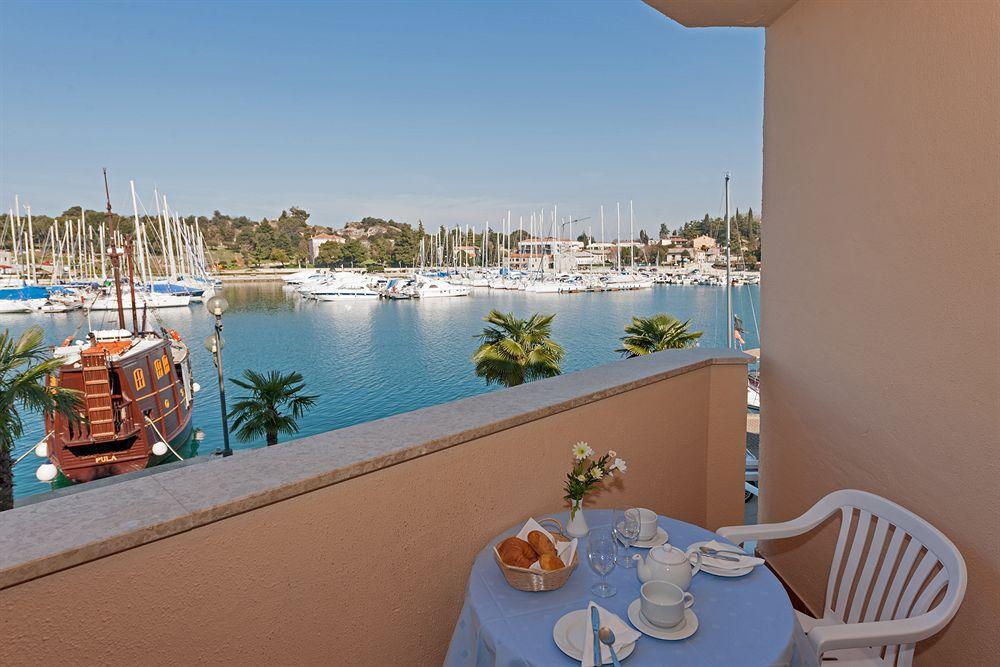 Maistra Select Riva Apartments Vrsar Extérieur photo