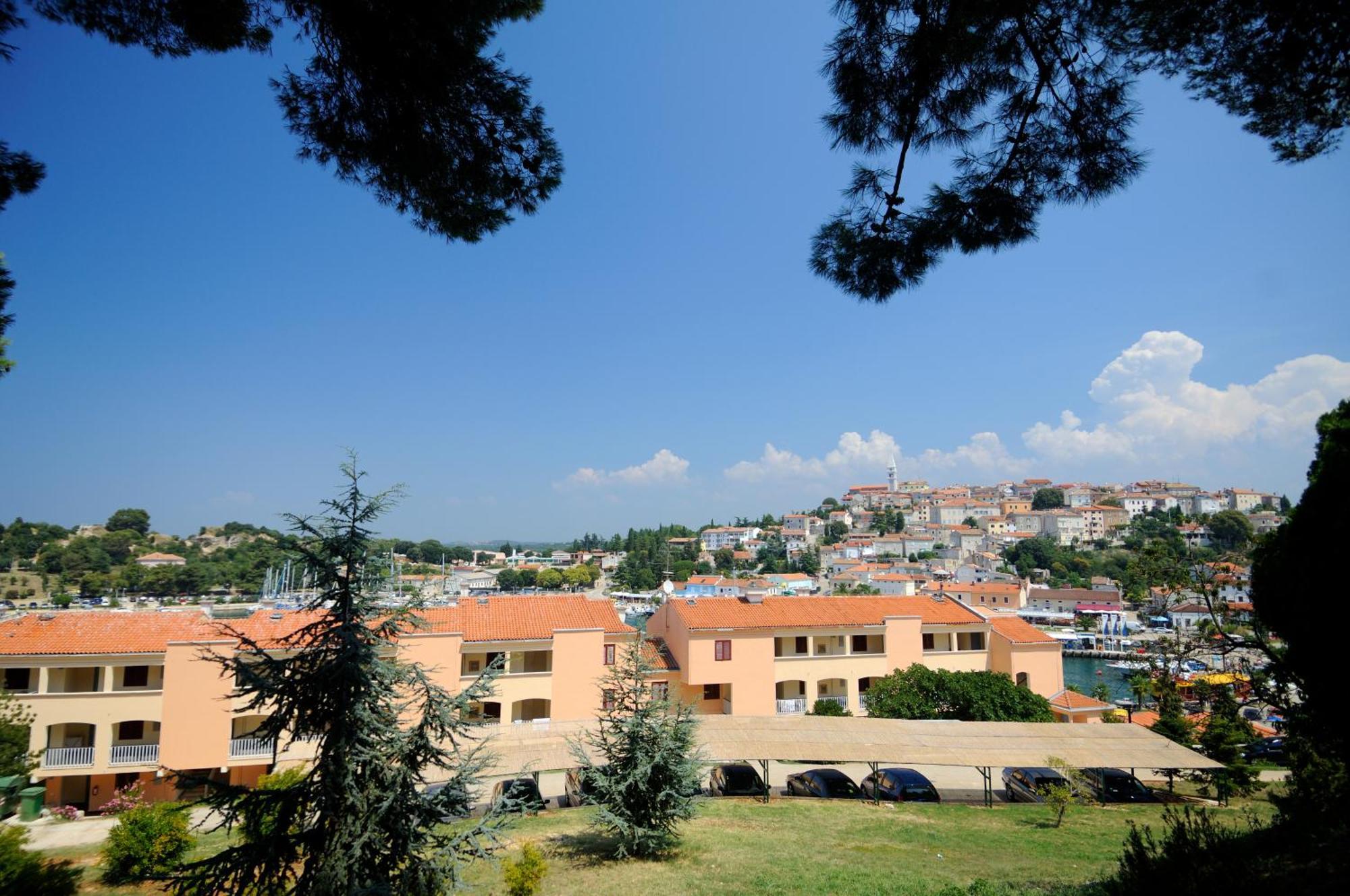 Maistra Select Riva Apartments Vrsar Extérieur photo