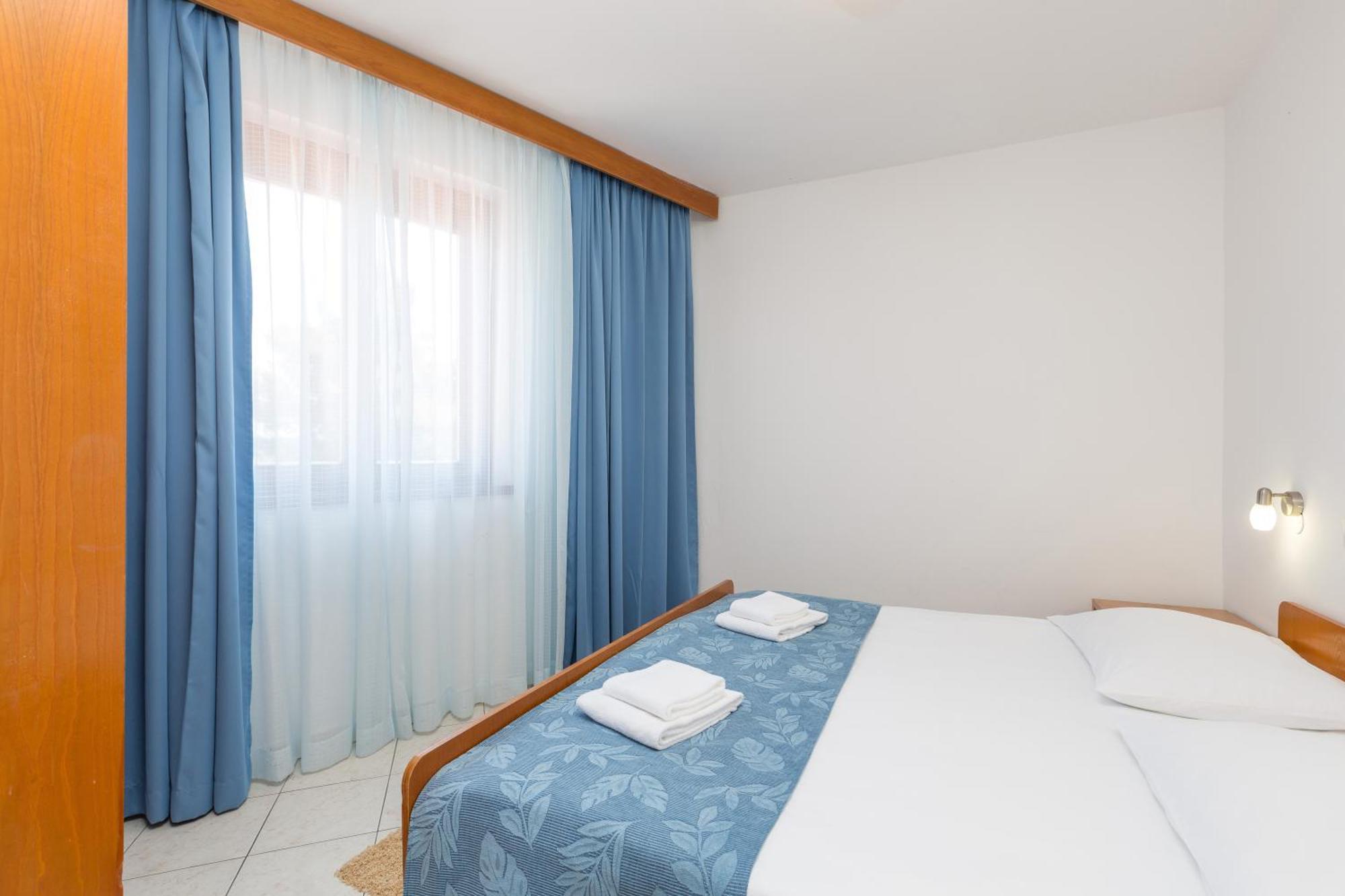 Maistra Select Riva Apartments Vrsar Extérieur photo