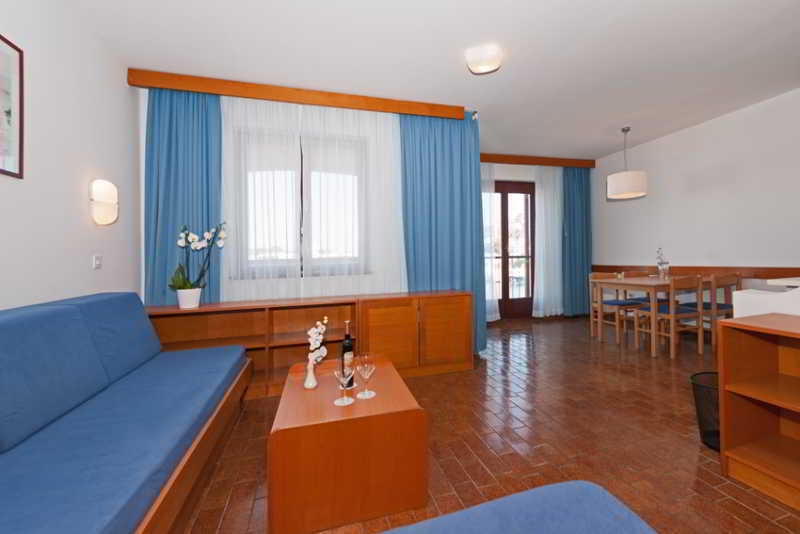 Maistra Select Riva Apartments Vrsar Extérieur photo